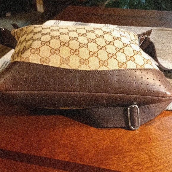 Authentic Gucci Beige and Brown Monogram Shoulder Bag - Picture 5 of 10